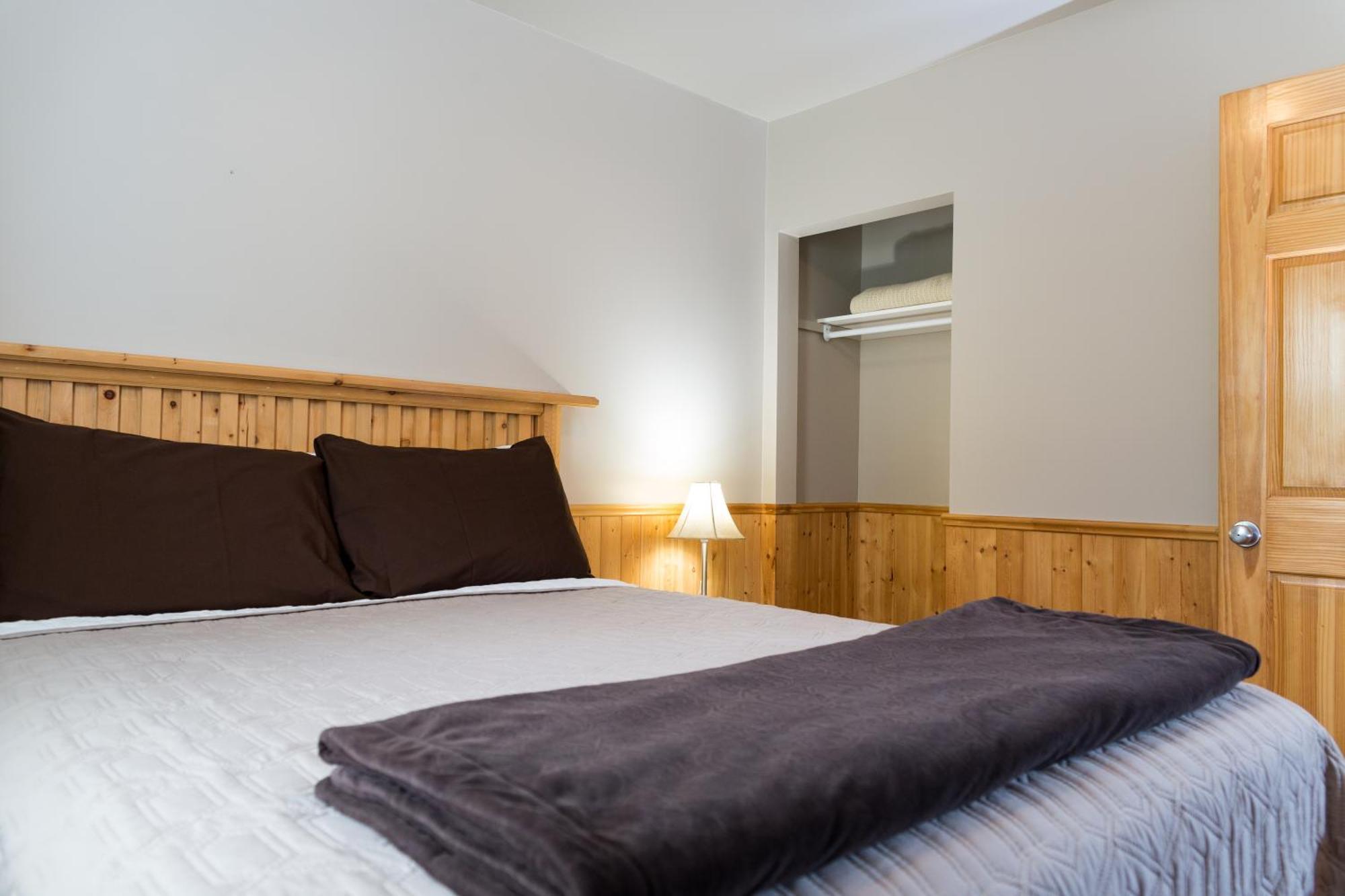 Middle Brook Cottages & Chalets Glenburnie Habitación foto